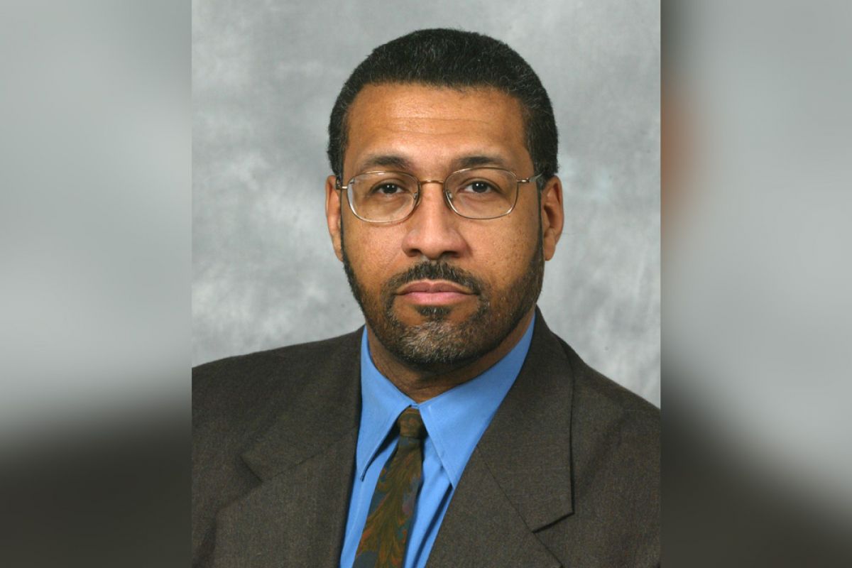 Dr. Wesley Hicks