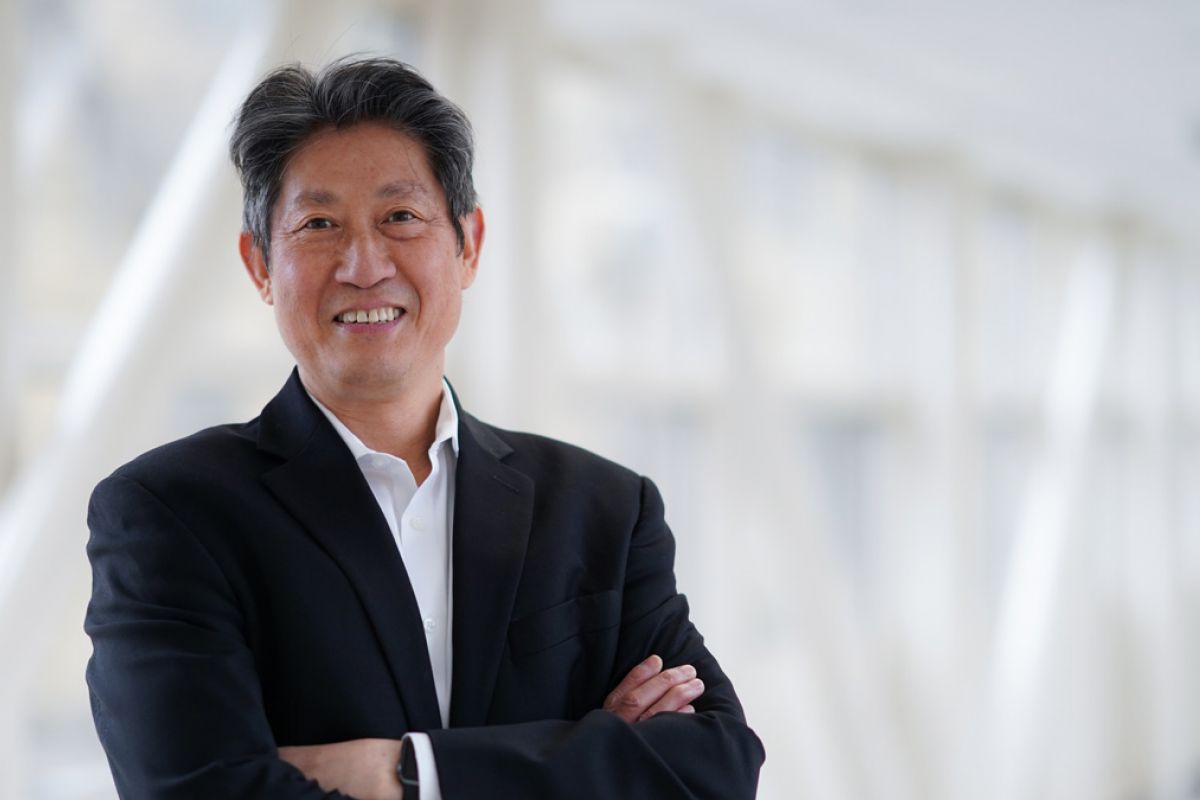 Roswell Park's Dean Tang, PhD, led a team that has identified a new prostate cancer suppressor protein.