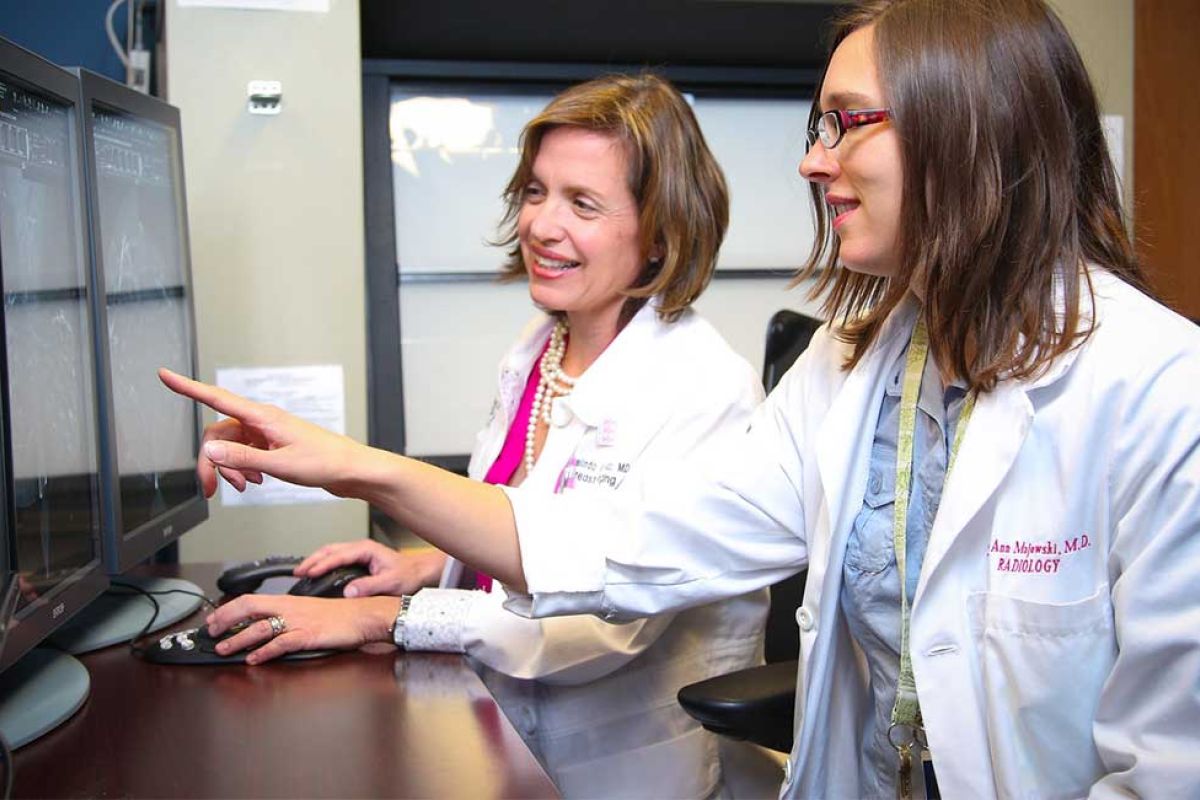 Drs. Bonaccio and Majewski in imaging lab