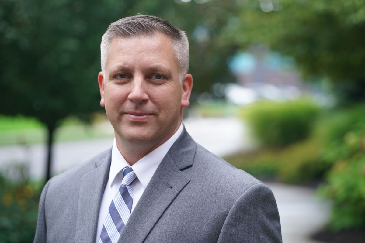 Dr. Andrew Ray