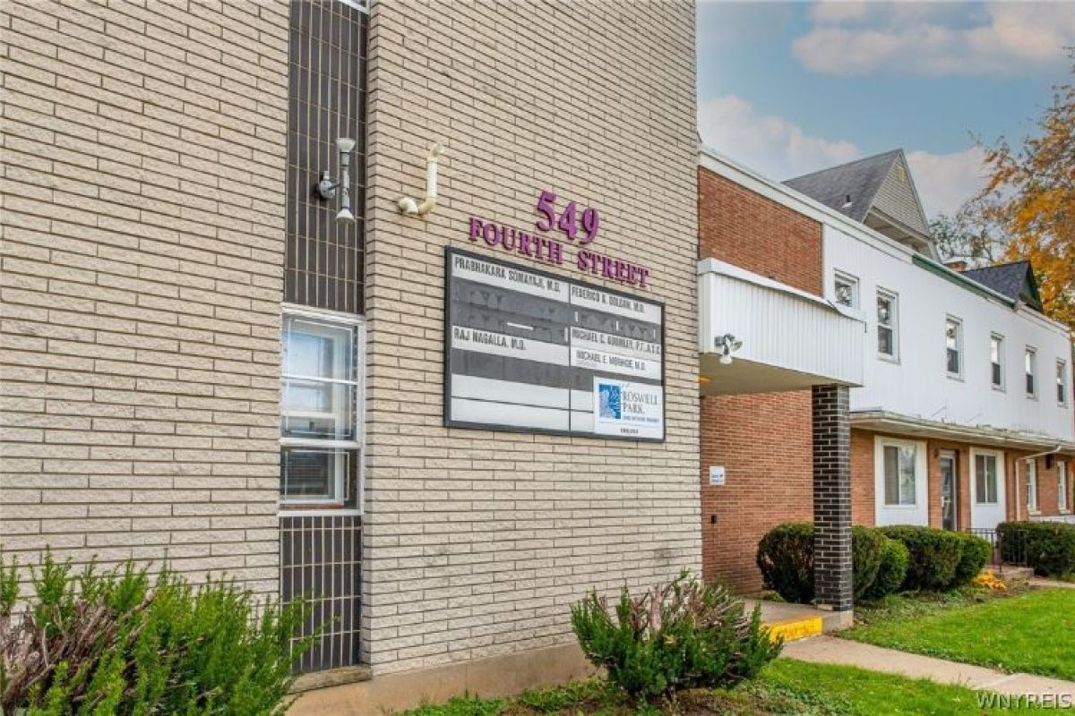 Roswell Park Urology Building