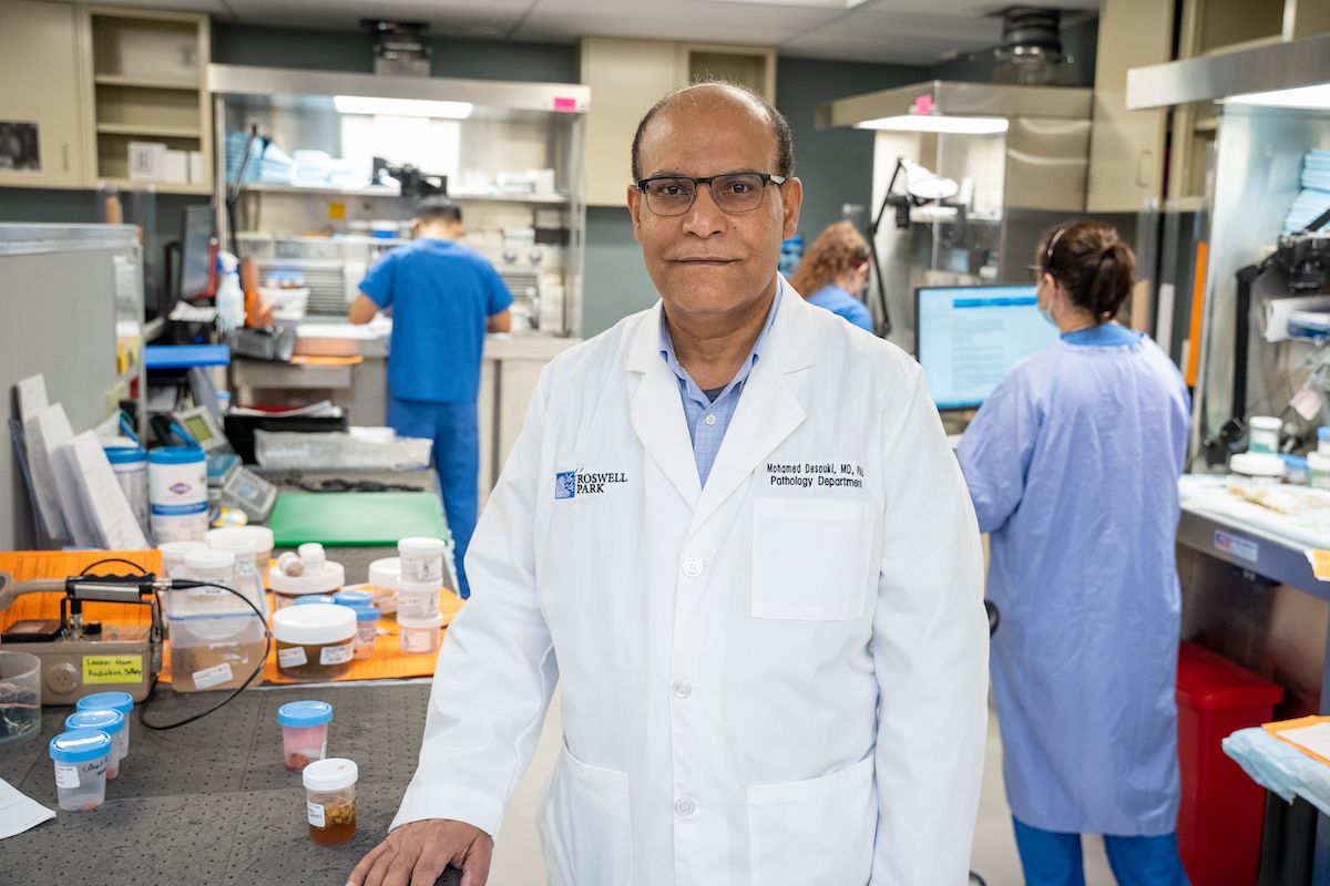 Dr. Mohamed Desouki stands in a gynecologic pathology lab