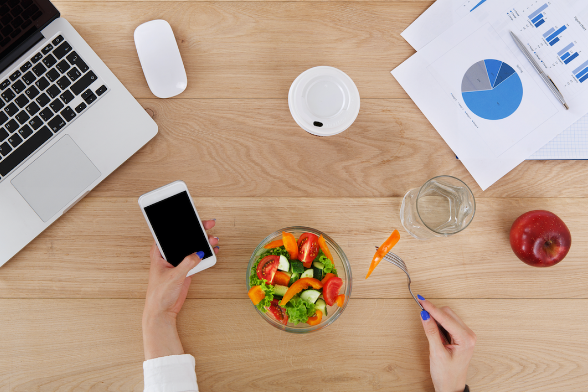 Five Tips for Healthy Eating on the Go - Roswell Park Comprehensive Cancer CenterFive Tips for Healthy Eating on the Go - 웹 Five Tips for Healthy Eating on the Go - Roswell Park Comprehensive Cancer CenterFive Tips for Healthy Eating on the Go - 웹