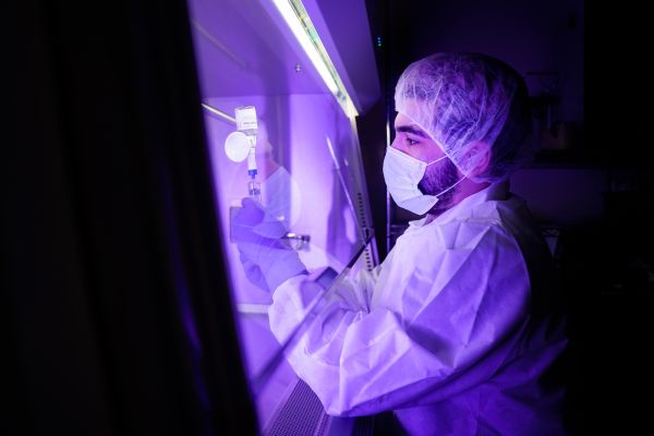 Investigational Drug Service - lab