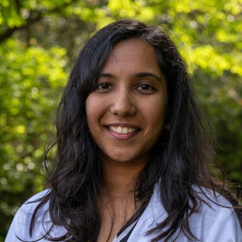 Kriti Ahuja, MBBS, headshot
