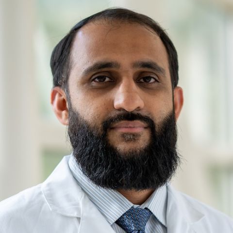 Asama Khan, MD, surg onc fellow headshot
