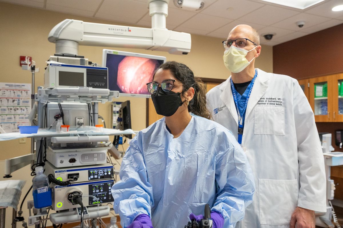 Drs. Sehrish Jamot and Kevin Robillard perform an endoscopic procedure in the Endoscopy Center