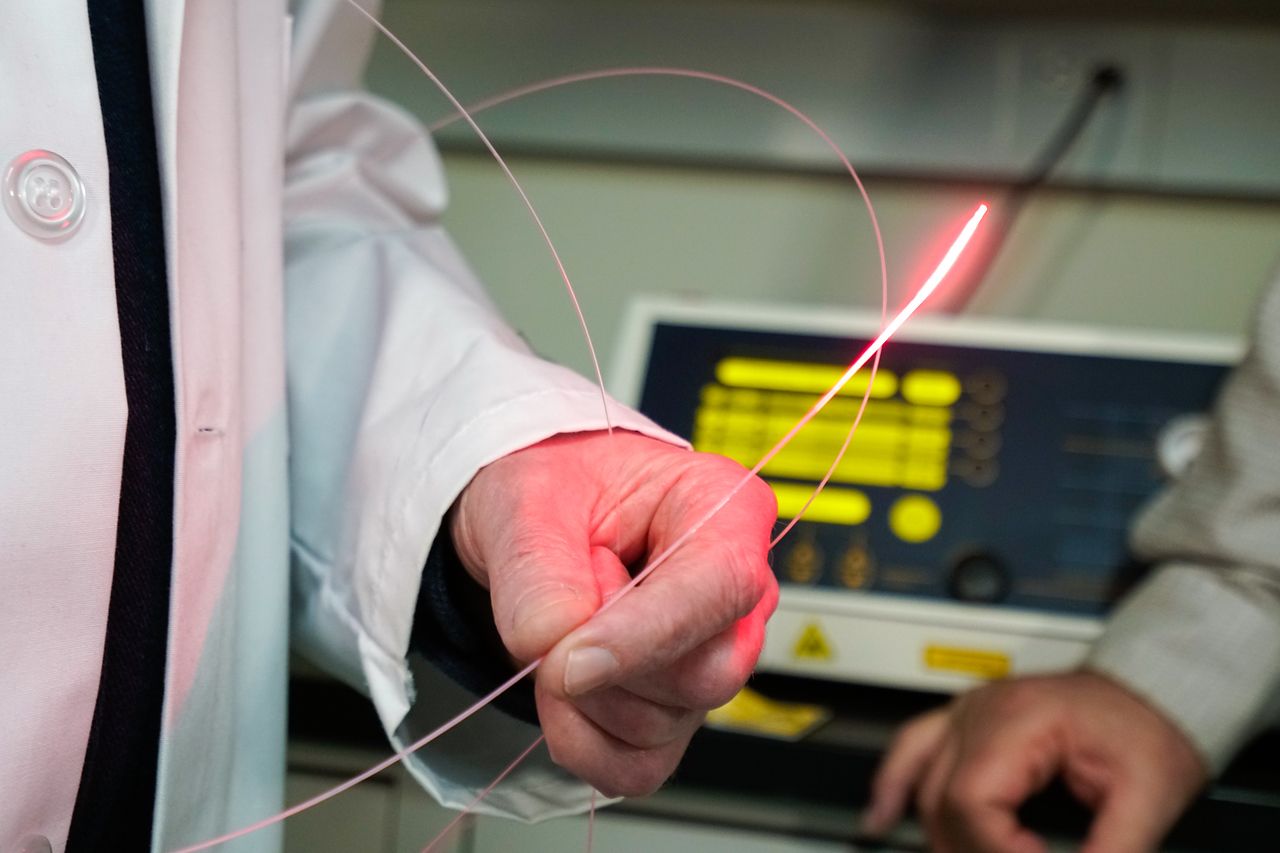 Instrumentation used in photodynamic therapy