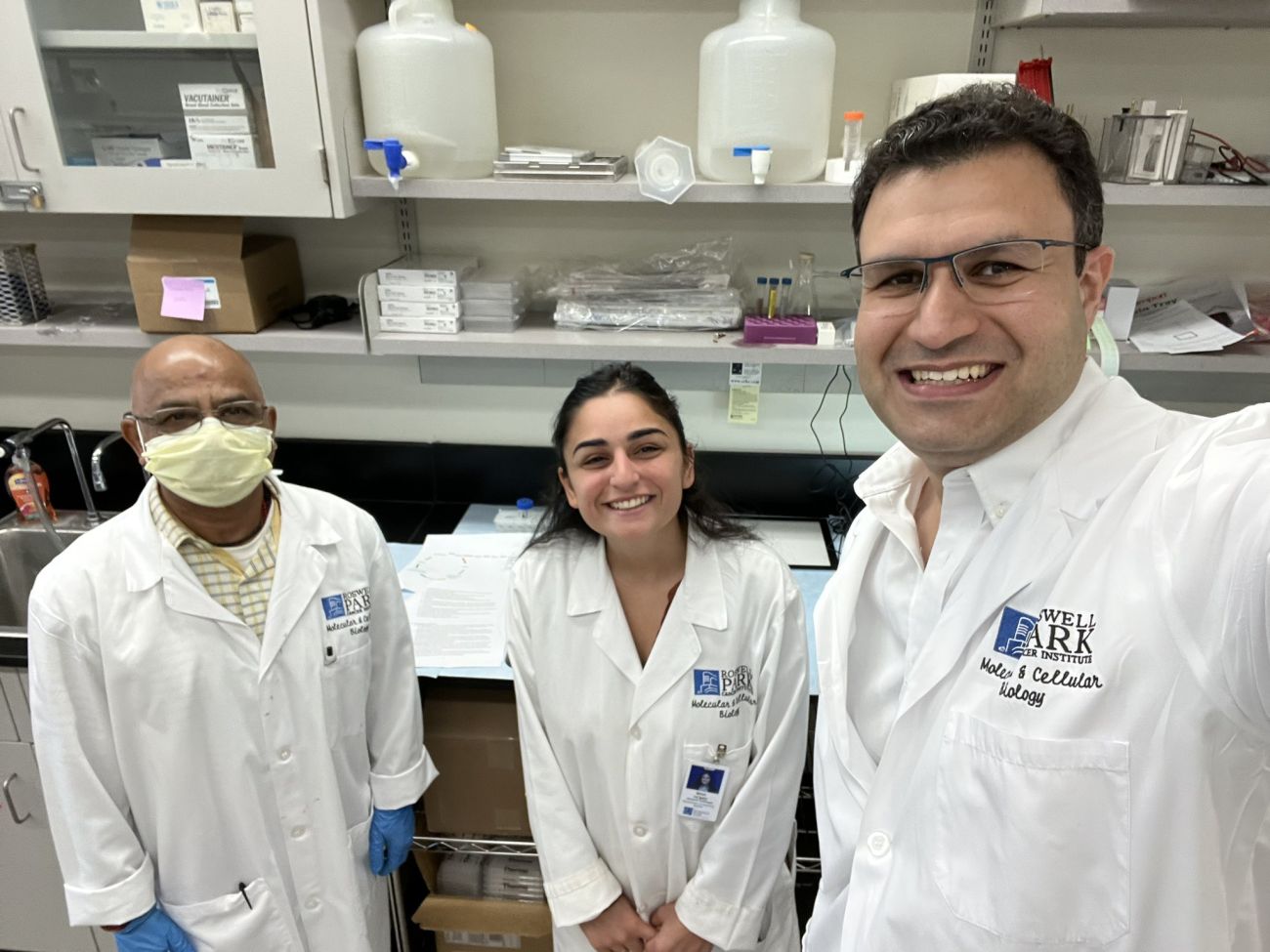 Members of the Kabraji Lab