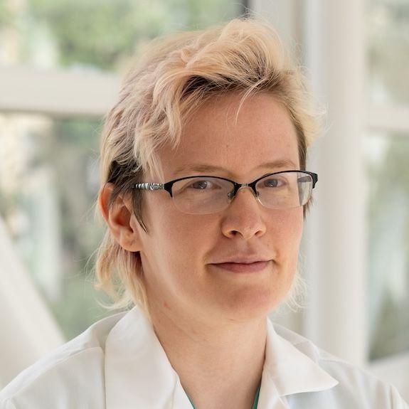 Jessica LaVergne, MD, pathology fellow headshot