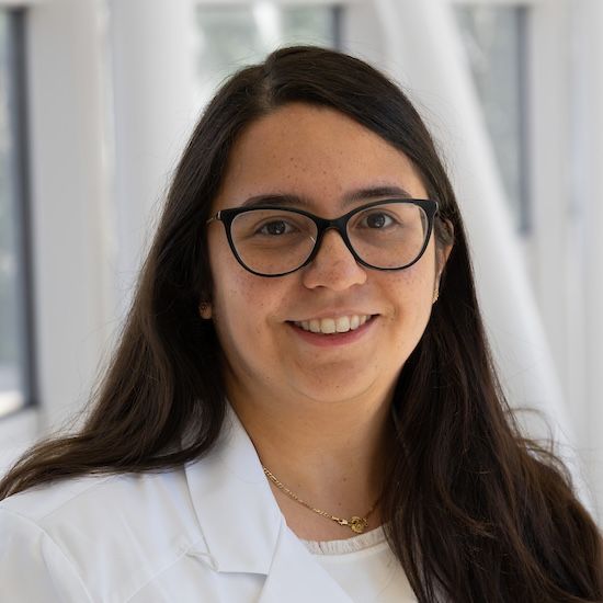 Linette Arroyo Roldan, MD, headshot, cytopathology fellowship