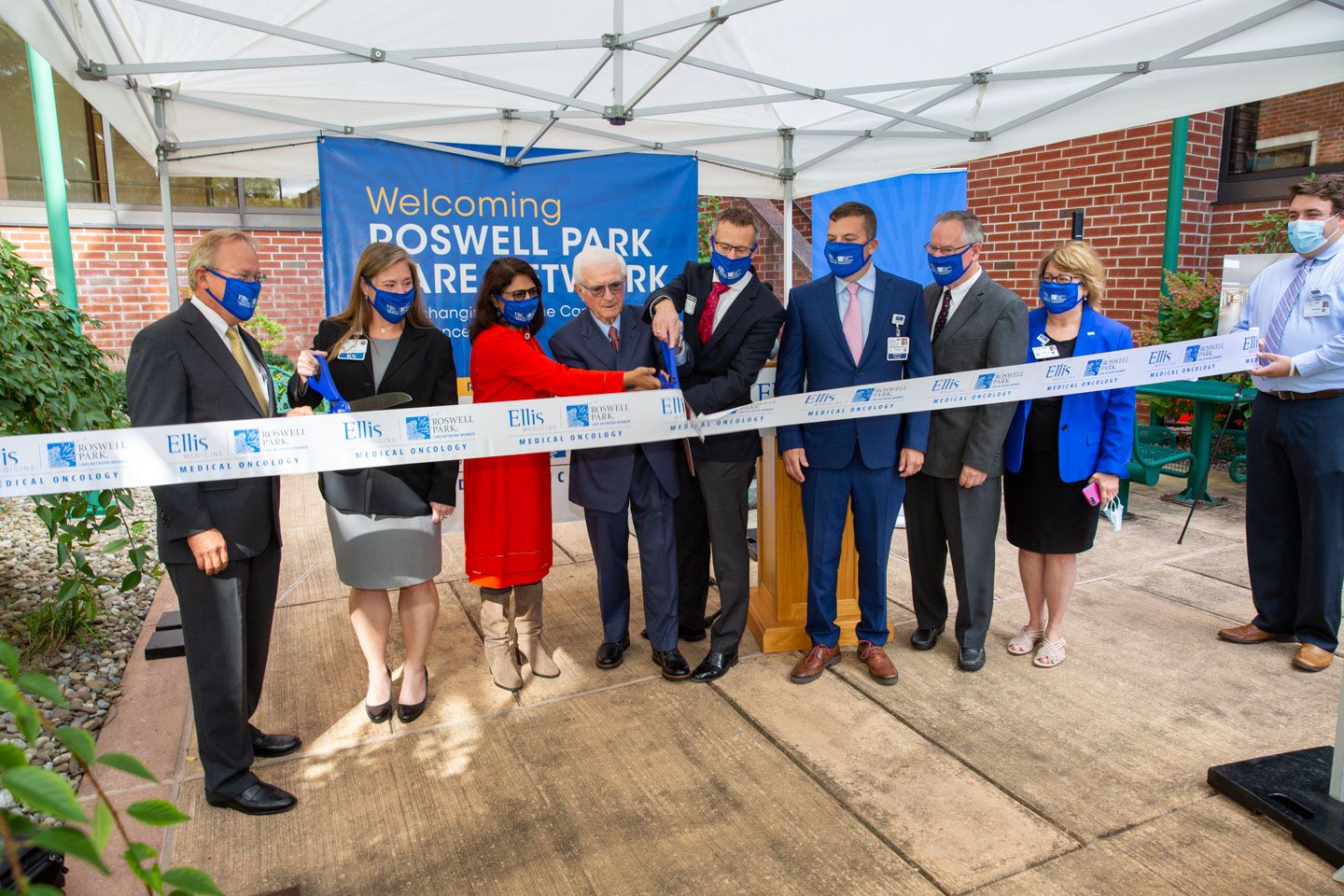 Roswell Park, Ellis Medicine Open New Medical Oncology Center to Expand