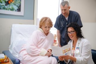 Clinical Dietitian with Patient