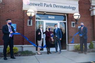 Dr. Elizabeth Conroy cuts the ribbon to open the new Roswell Park Dermatology location