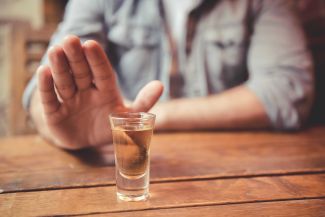 Does drinking alcohol cause liver cancer?