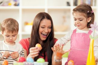 Egg Handling and Safety Tips at Easter